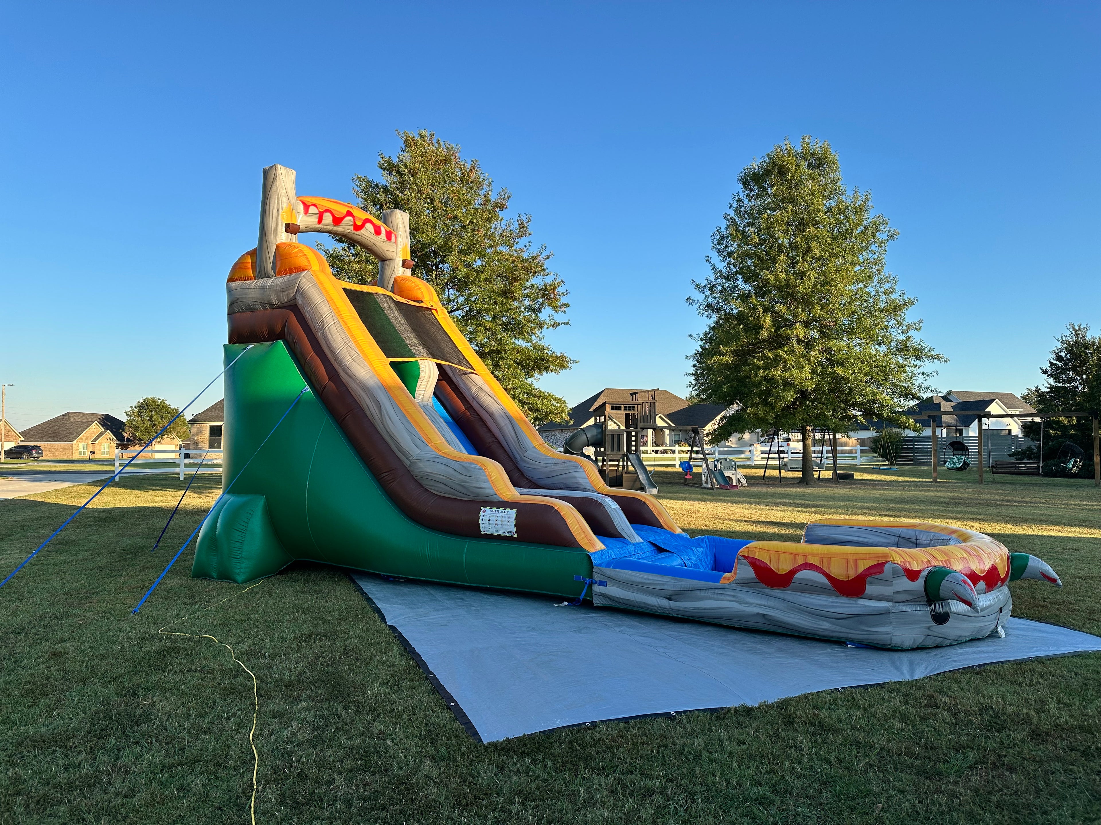 18ft Aquasaurus Single Lane Waterslide/Dry Slide